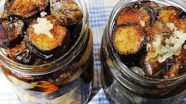 3 лучших рецепта приготовления жареных баклажанов с чесноком на зиму